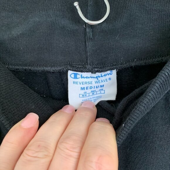 Champion Reverse Weave Black Shorts - Size Medium - Picture 5 of 7